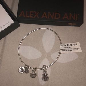 Alex and Ani Clear Crystal Bracelet 💕